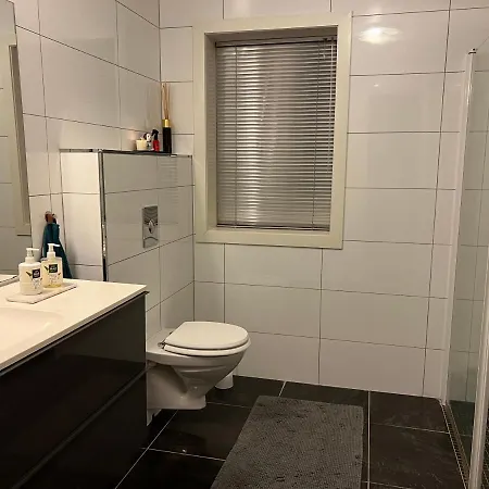 Cozy 3-bedroom With View To Lysefjorden *